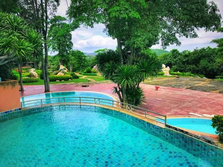 Arayana Phupimarn Resort & Spa Pak Chong エクステリア 写真